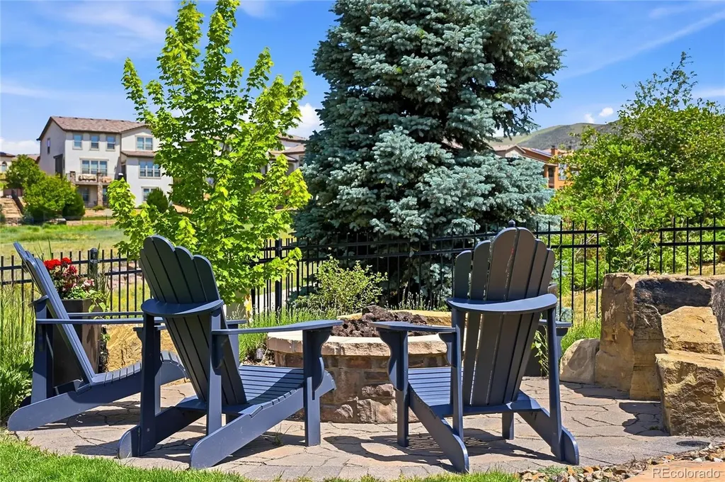 2383 S Lupine Way Lakewood CO 80228