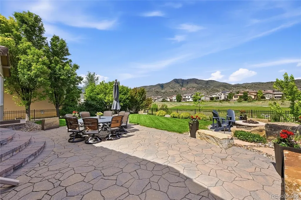 2383 S Lupine Way Lakewood CO 80228