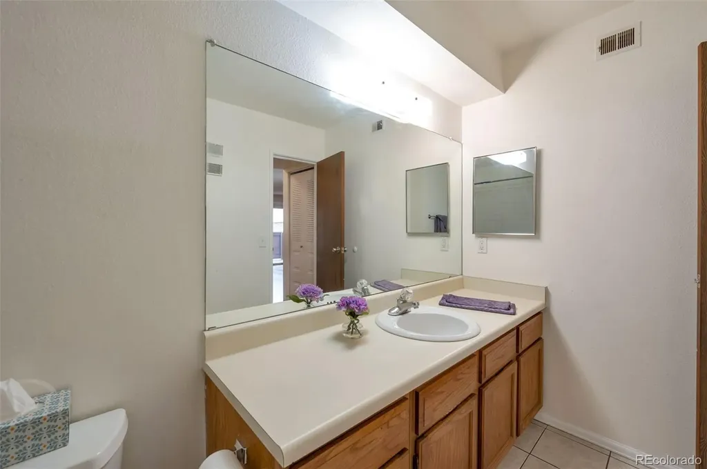 3330 S Ammons Street Lakewood CO 80227