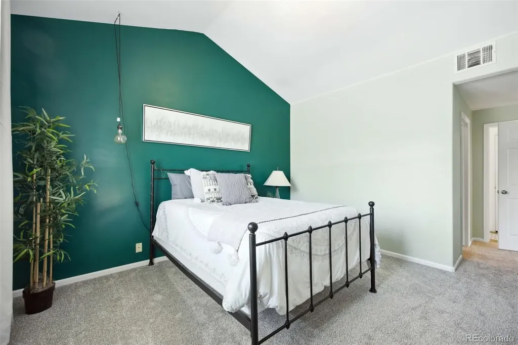 8500 E Jefferson Avenue Denver CO 80237