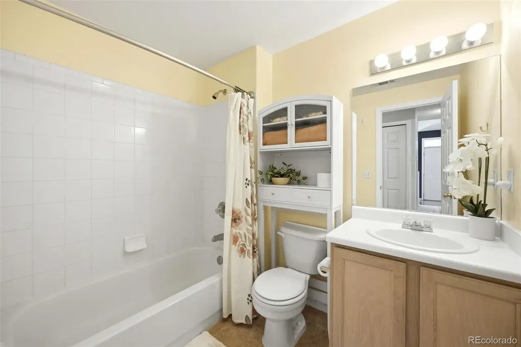 8500 E Jefferson Avenue Denver CO 80237