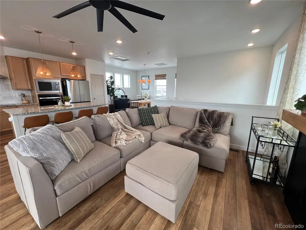 8696 Hotchkiss Street Littleton CO 80125