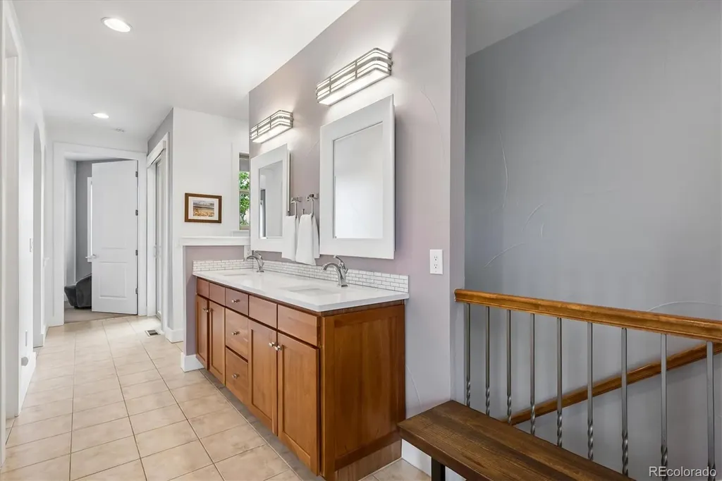 3823 W 39th Avenue Denver CO 80211