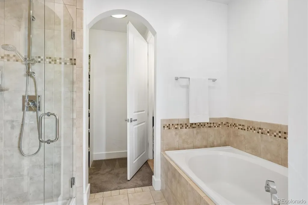 3823 W 39th Avenue Denver CO 80211