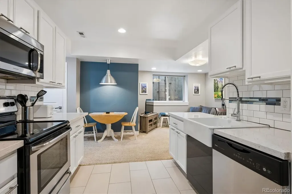 3823 W 39th Avenue Denver CO 80211