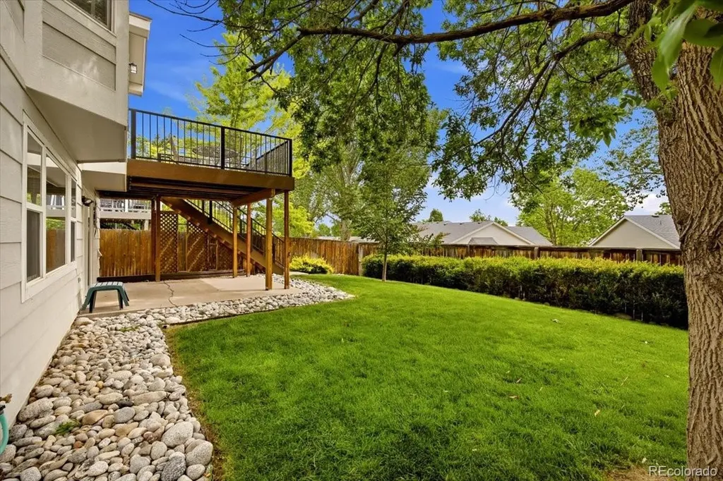 8976 Sanderling Way Littleton CO 80126