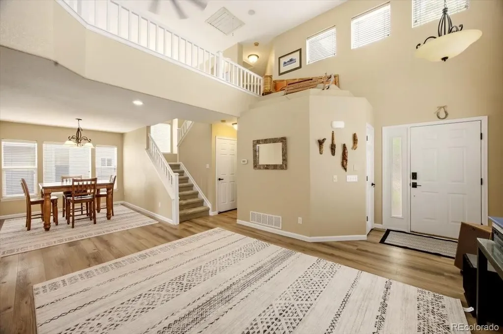 8976 Sanderling Way Littleton CO 80126