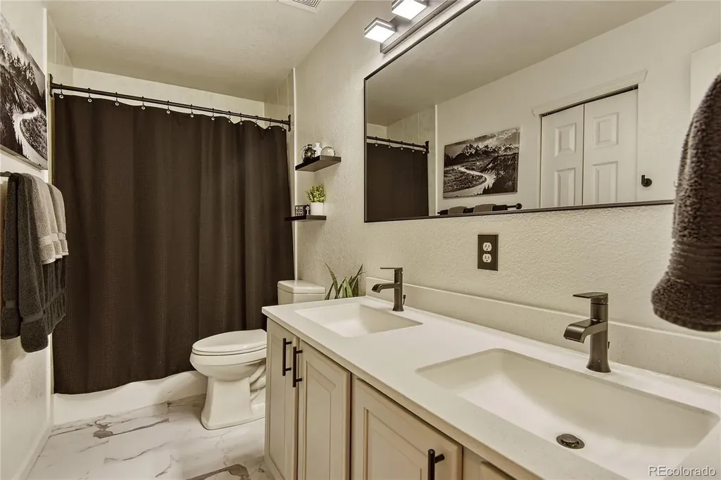 1556 Rosemary Court Castle Rock CO 80109