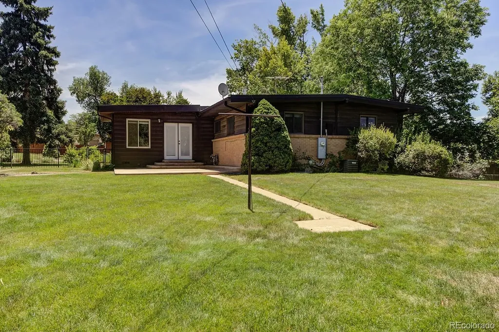 6035 S Milwaukee Way Centennial CO 80121