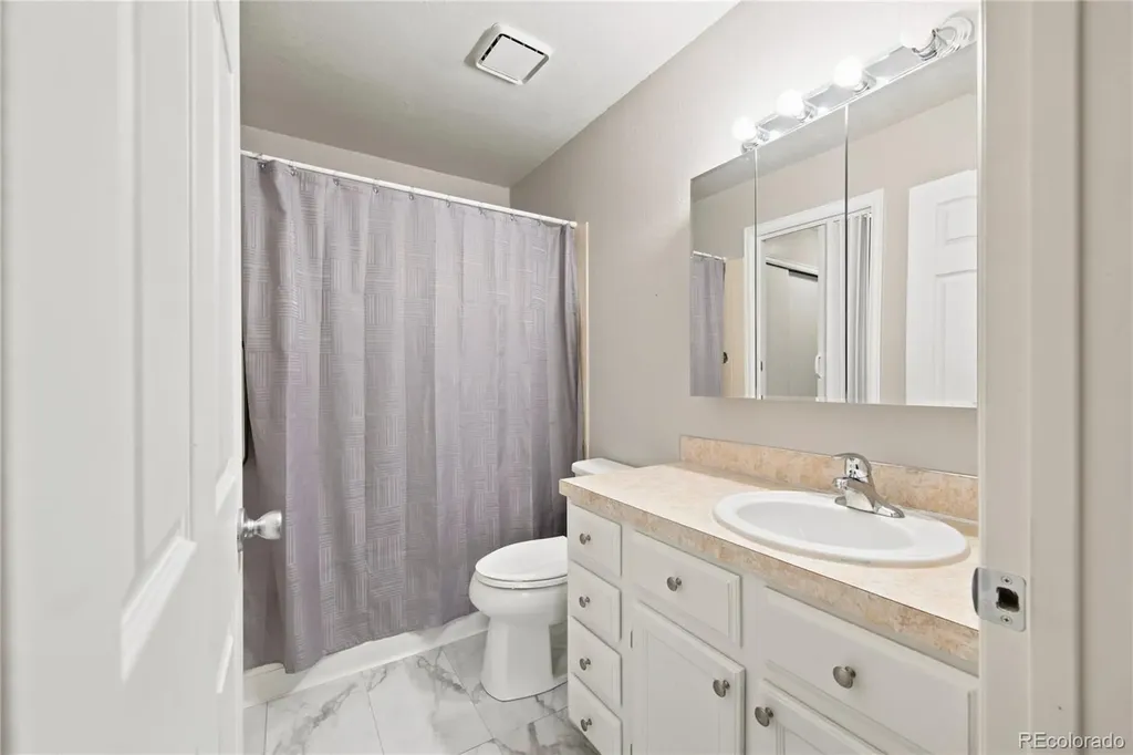 5735 W Atlantic Place Denver CO 80227