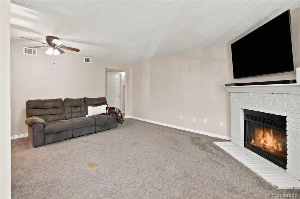 5735 W Atlantic Place Denver CO 80227