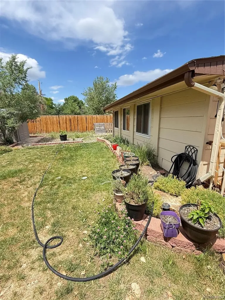 75 S Cody Court Lakewood CO 80226