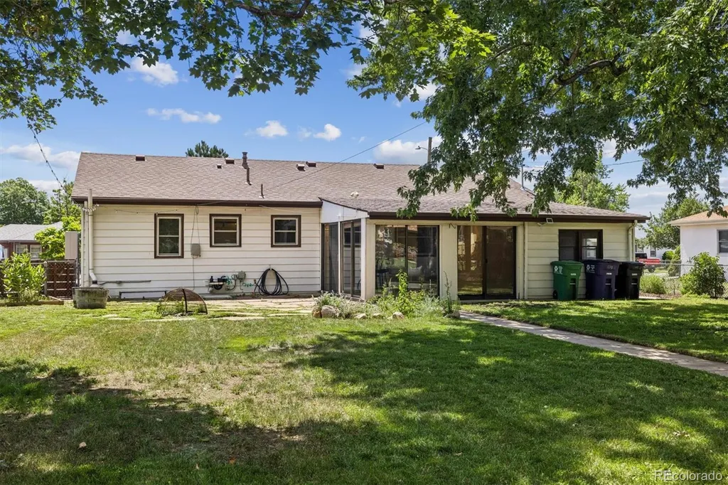 1543 S Osceola Way Denver CO 80219