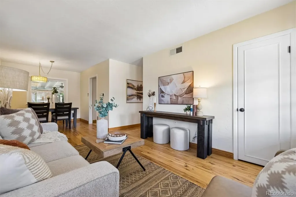 1543 S Osceola Way Denver CO 80219