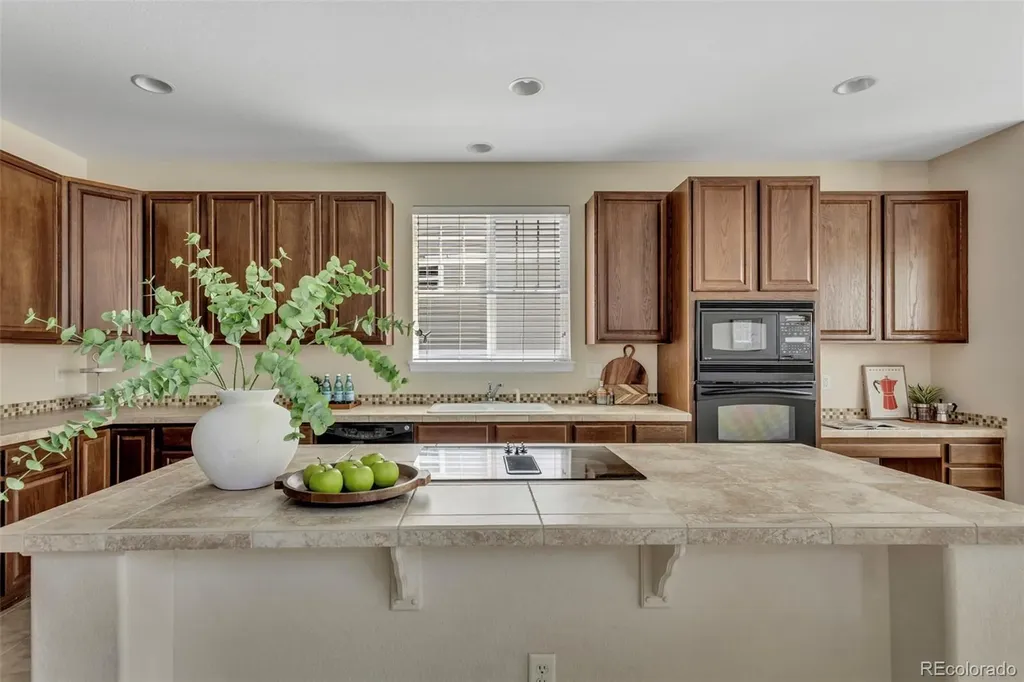 Aurora CO, 22245 E Glasgow Place