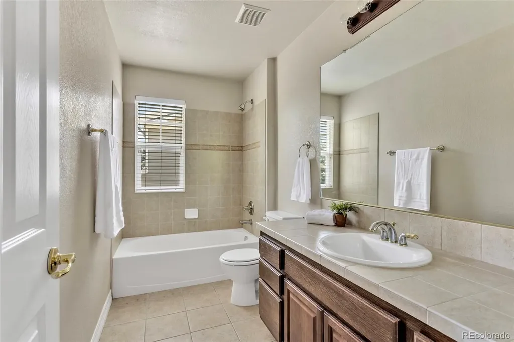 22245 E Glasgow Place Aurora CO 80016