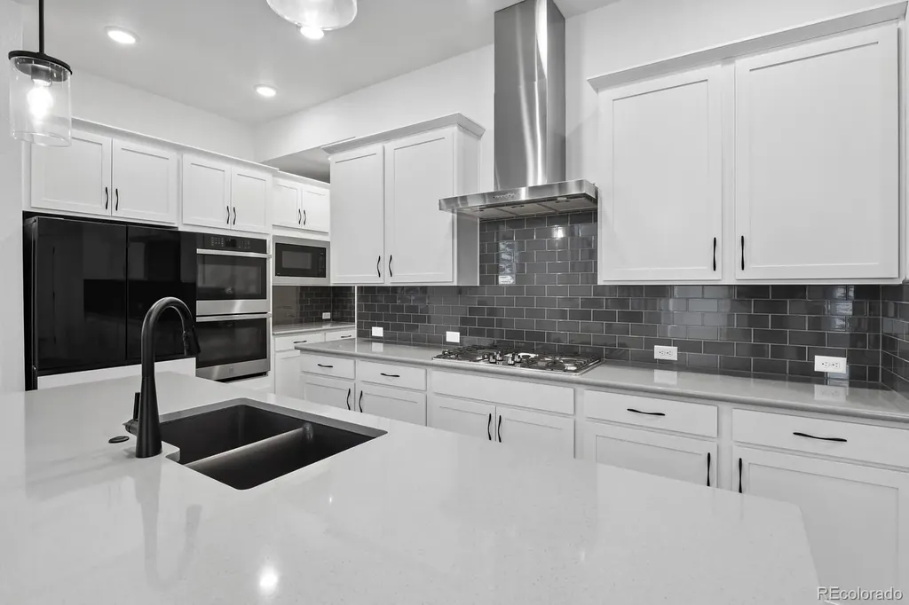 8996 Wolf Valley Drive Colorado Springs CO 80924