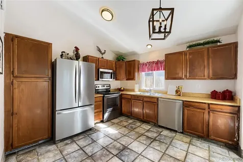 9876 W Friend Place Littleton CO 80128