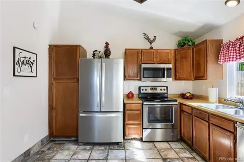 9876 W Friend Place Littleton CO 80128