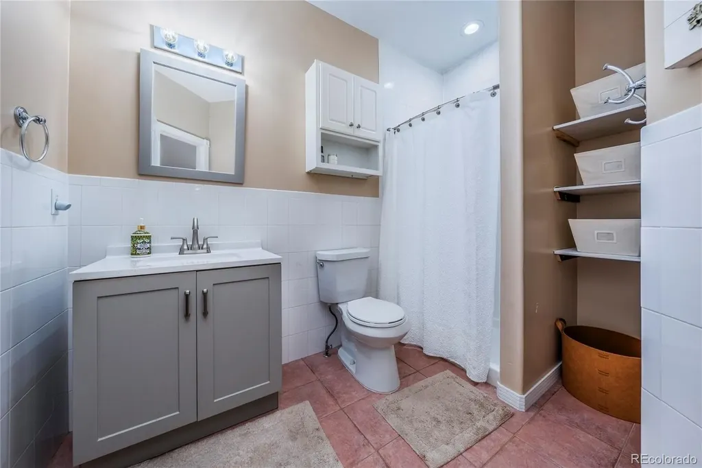 955 Independence Street Lakewood CO 80215
