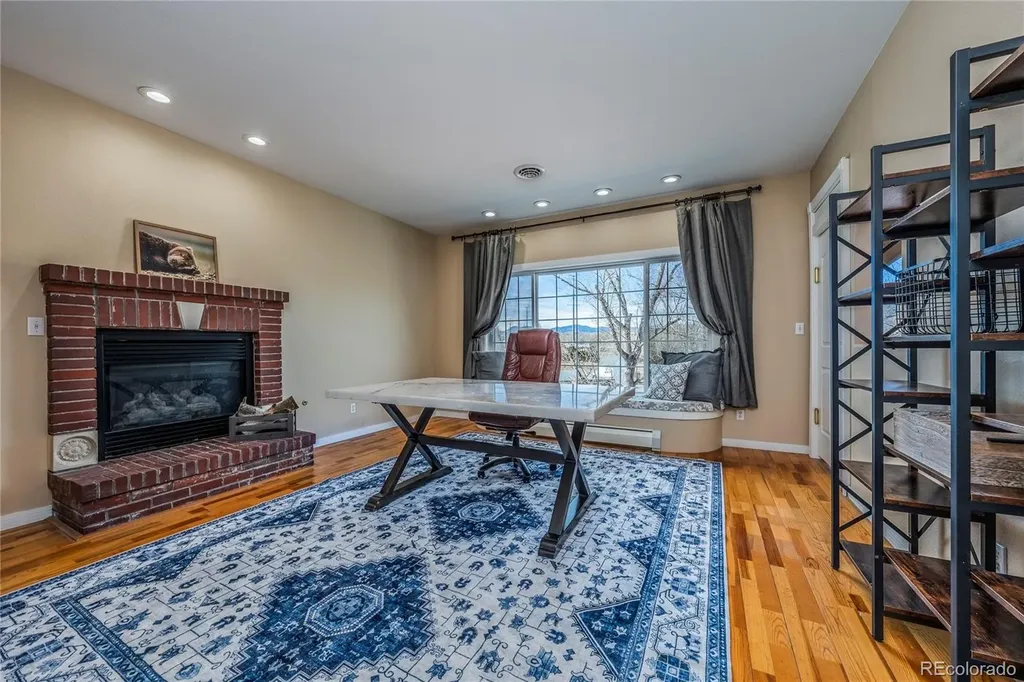 955 Independence Street Lakewood CO 80215