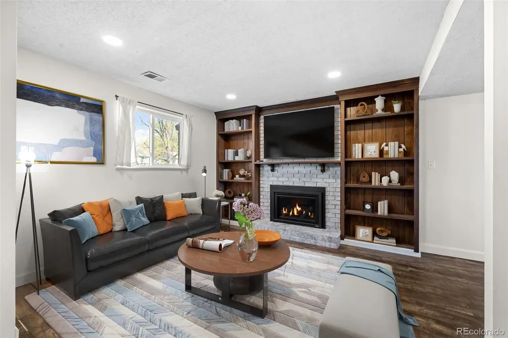 3266 S Helena Street Aurora CO 80013
