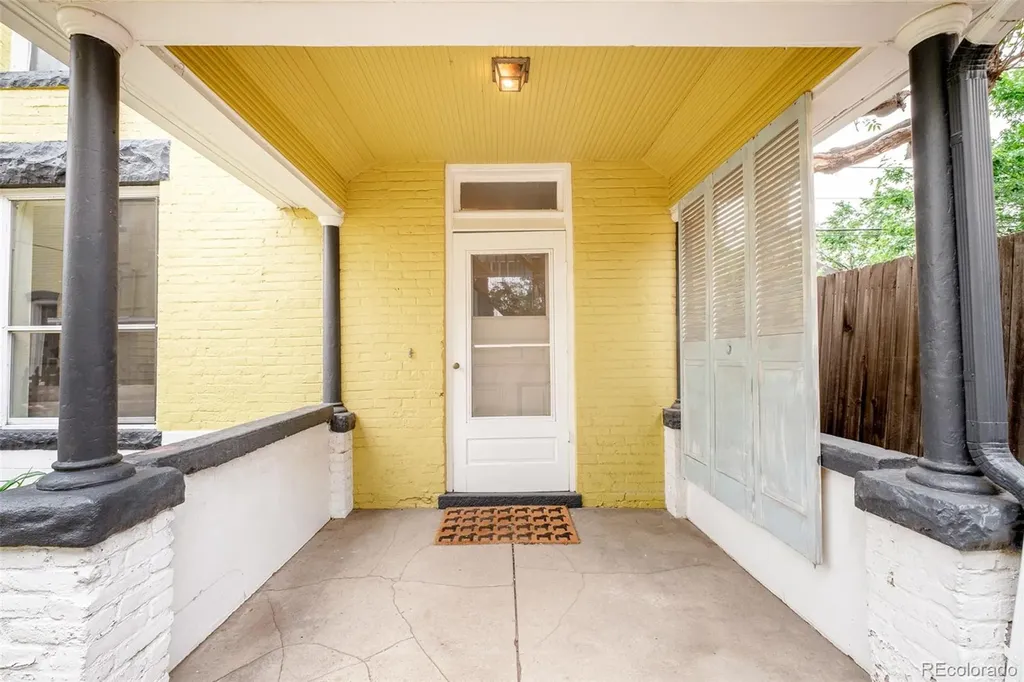 2934 Champa Street Denver CO 80205