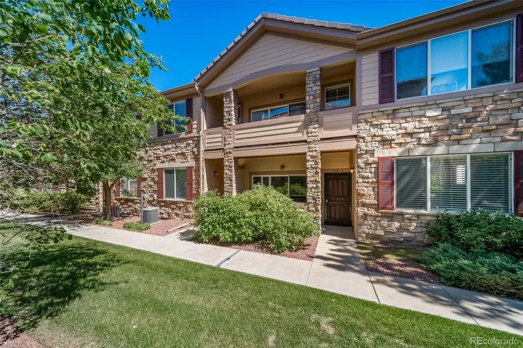 7160 S Wenatchee Way Aurora CO 80016