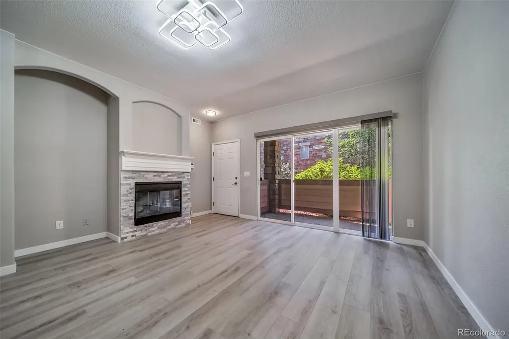 7160 S Wenatchee Way Aurora CO 80016