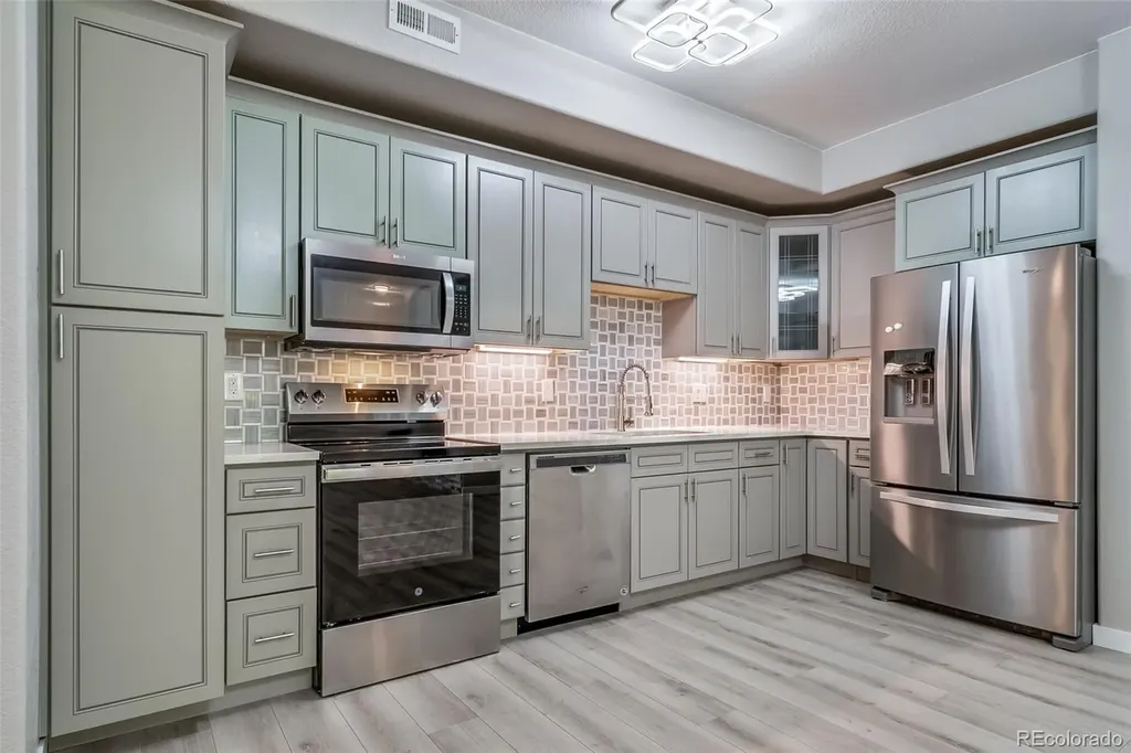 7160 S Wenatchee Way Aurora CO 80016