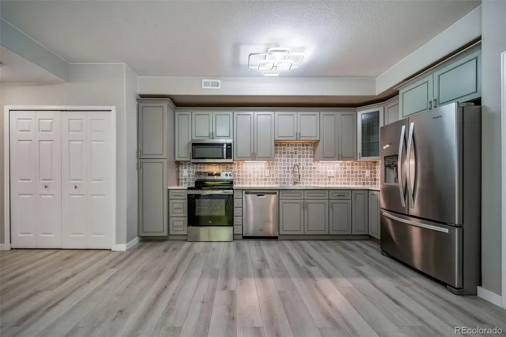 7160 S Wenatchee Way Aurora CO 80016
