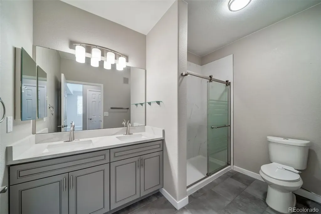 7160 S Wenatchee Way Aurora CO 80016