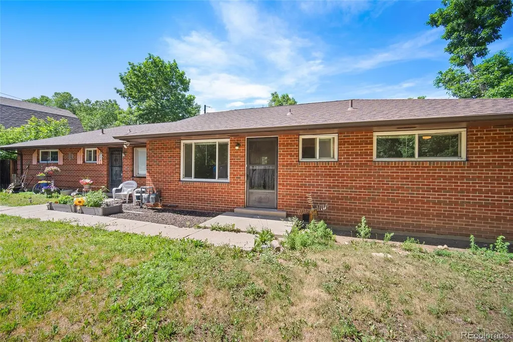 124 W Cheyenne Road Colorado Springs CO 80906