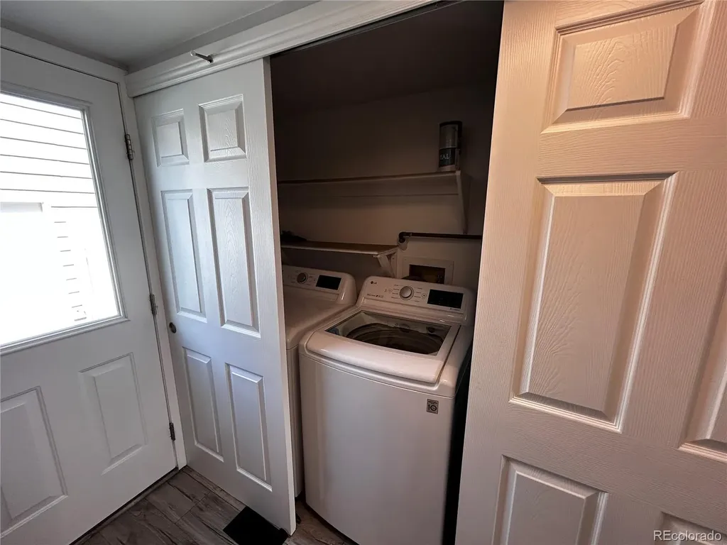 7250 Devinney Court Arvada CO 80005