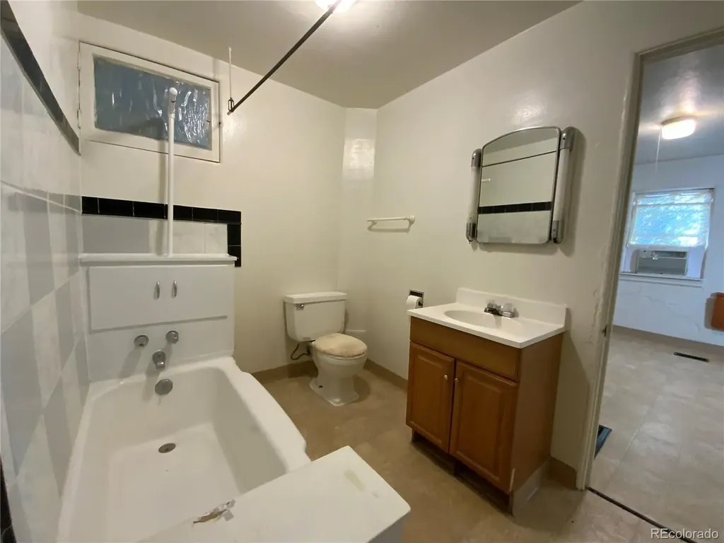 7414 E 12th Avenue Denver CO 80220