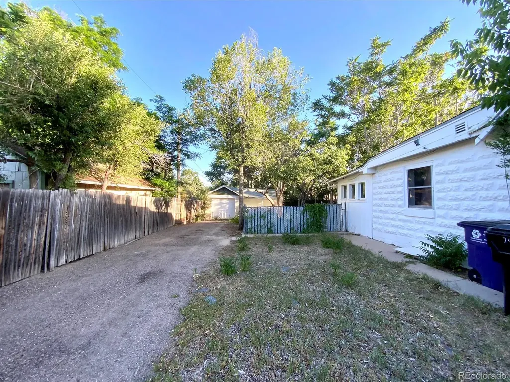 7414 E 12th Avenue Denver CO 80220