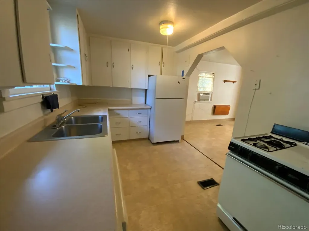 7414 E 12th Avenue Denver CO 80220