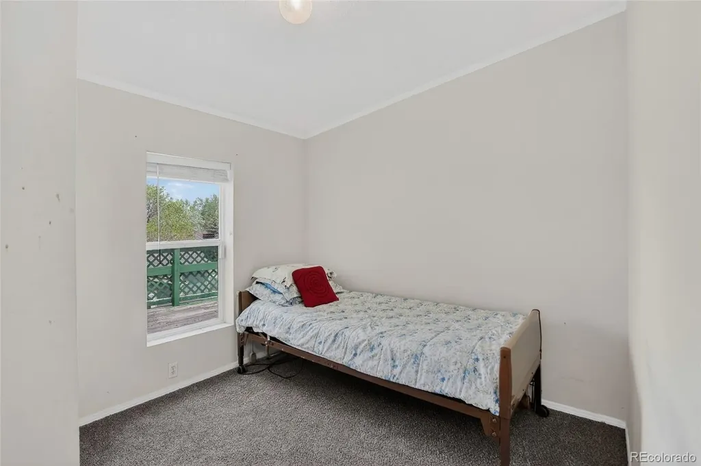 5853 S Quemoy Centennial CO 80015