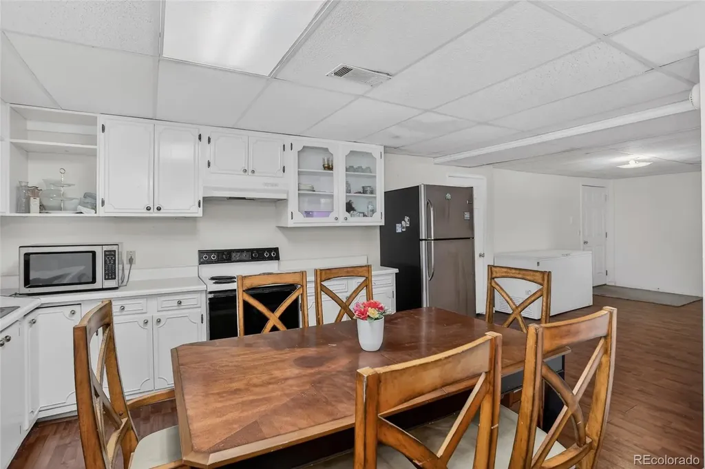 5853 S Quemoy Centennial CO 80015