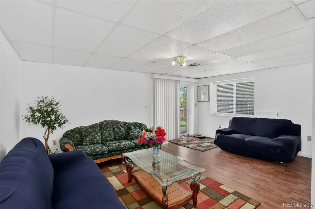 5853 S Quemoy Centennial CO 80015