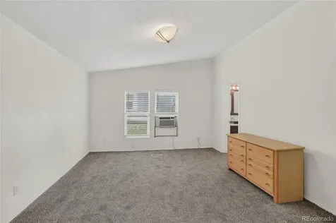 5853 S Quemoy Centennial CO 80015
