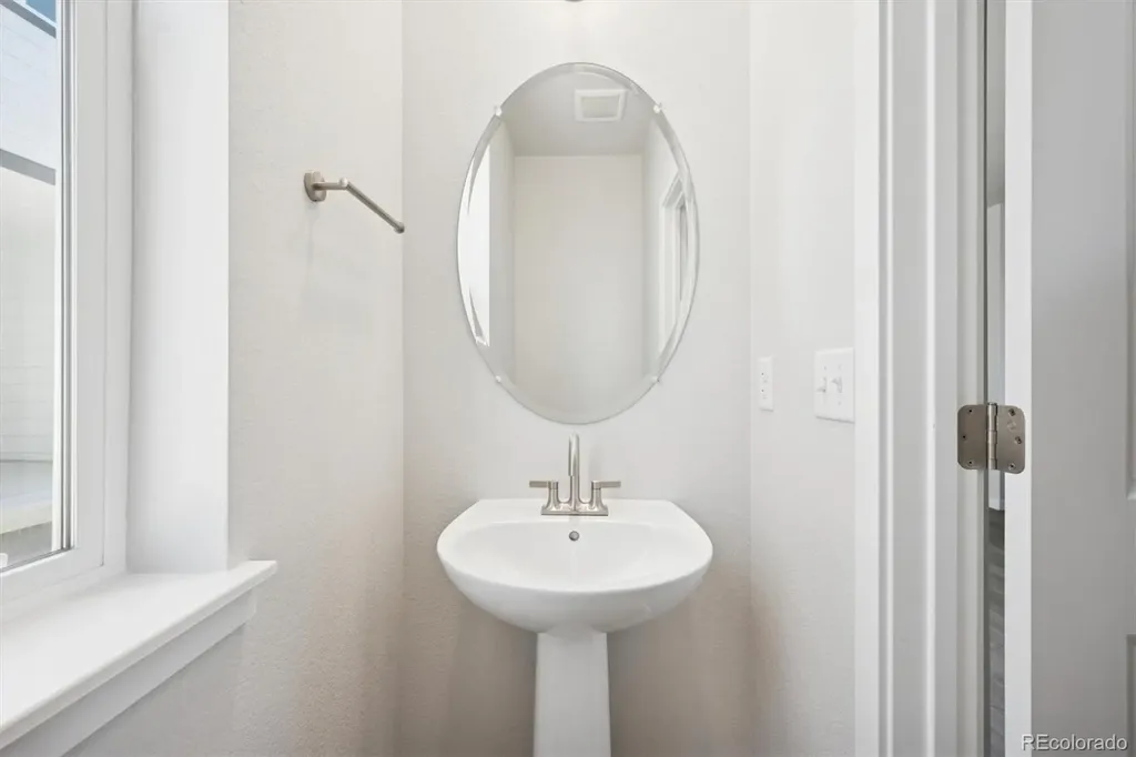 22696 E 47th Place Aurora CO 80019