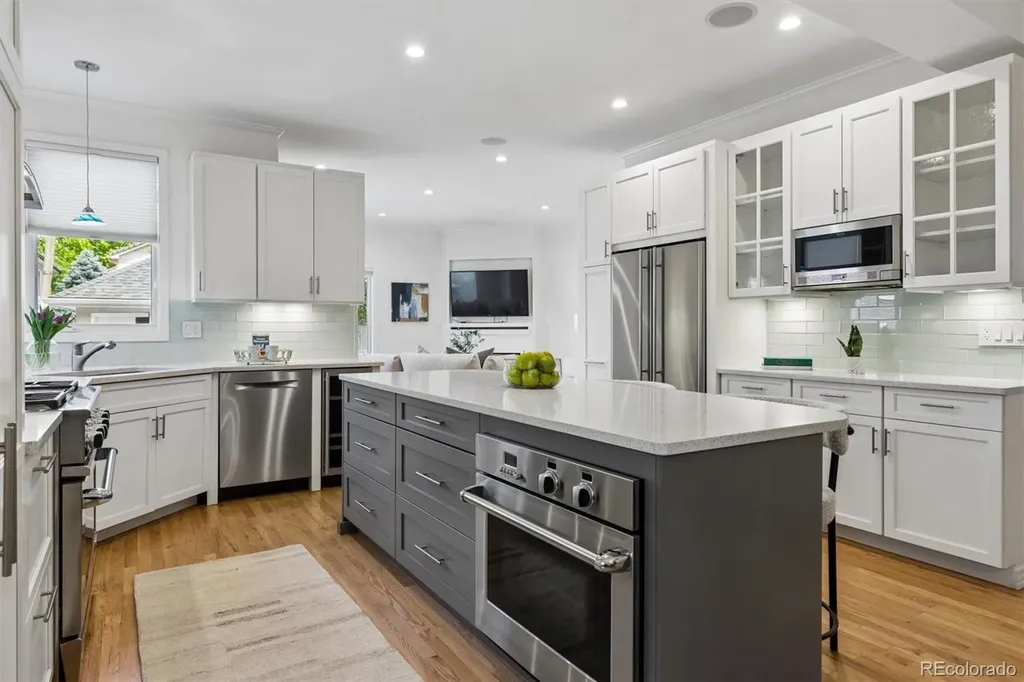 56 S Monroe Street Denver CO 80209
