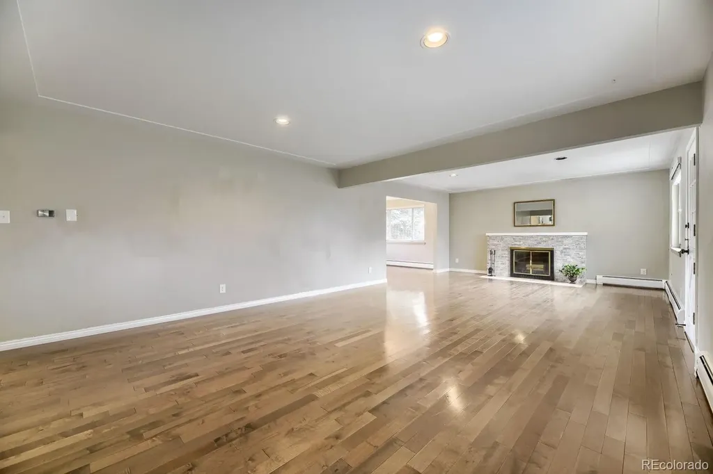 2723 S Fenton Street Denver CO 80227