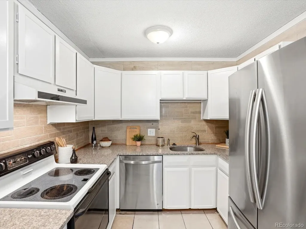 2120 S Vaughn Way Aurora CO 80014