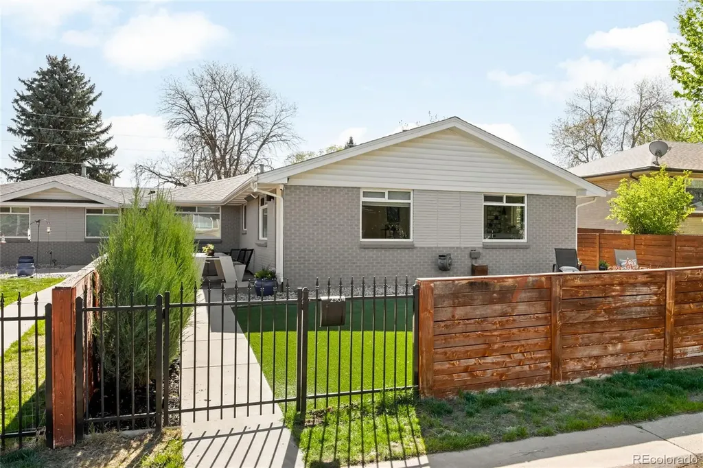 2504 S Williams Street Denver CO 80210