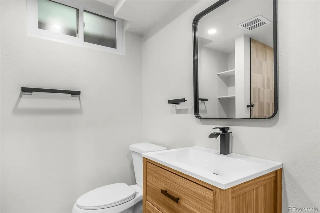 1115 S Harlan Street Lakewood CO 80232