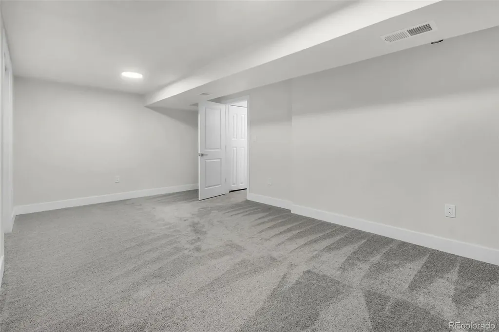 1115 S Harlan Street Lakewood CO 80232