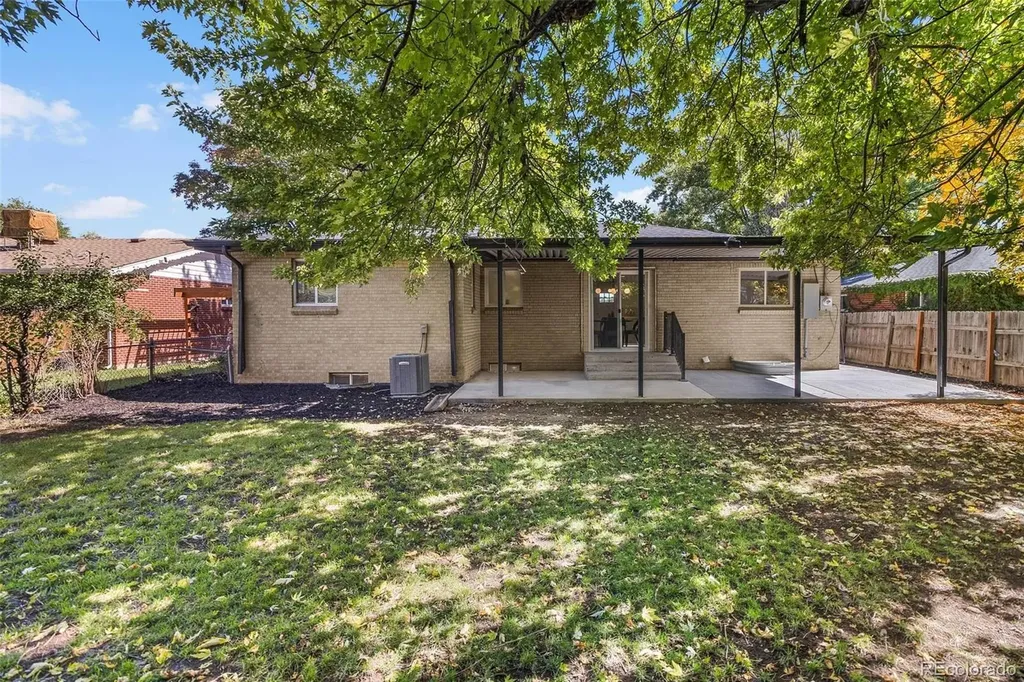 1115 S Harlan Street Lakewood CO 80232