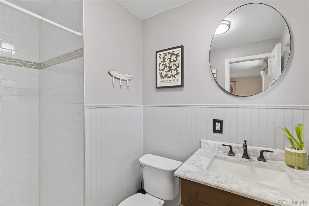544 W Easter Avenue Littleton CO 80120